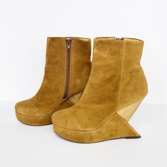 JEFFREY Campbell handmade tan Meeker suede boots - Picture 10 of 12